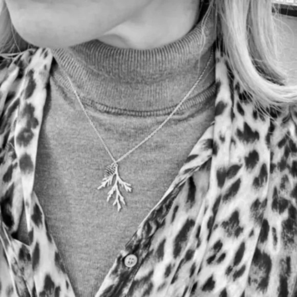 NEW! Gold Pinecone Pine Bough Pendant Necklace Nature Outdoors Trees Evergreen - Picture 8 of 9